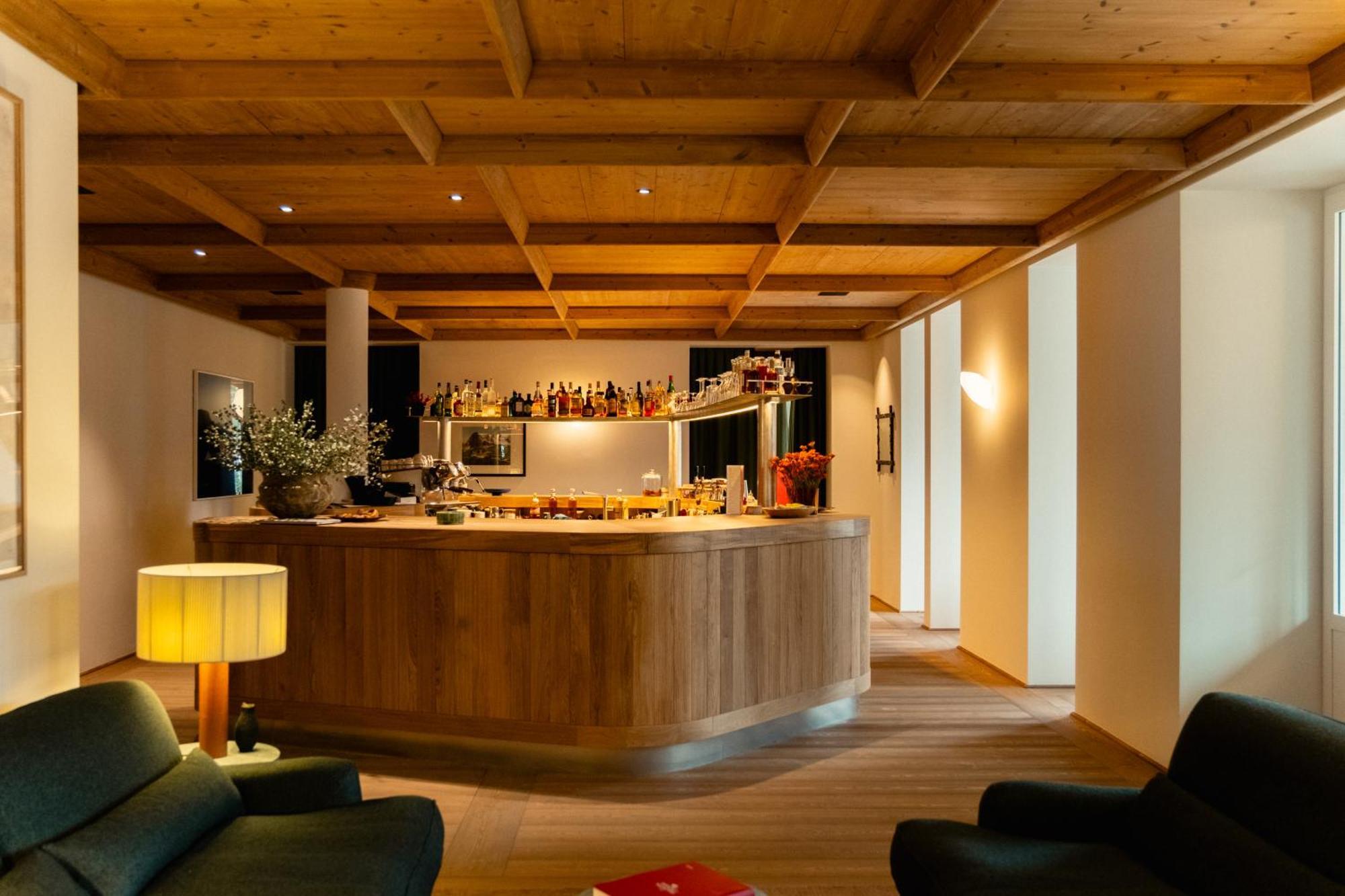 Hotel Grand Belvedere, A Beaumier
